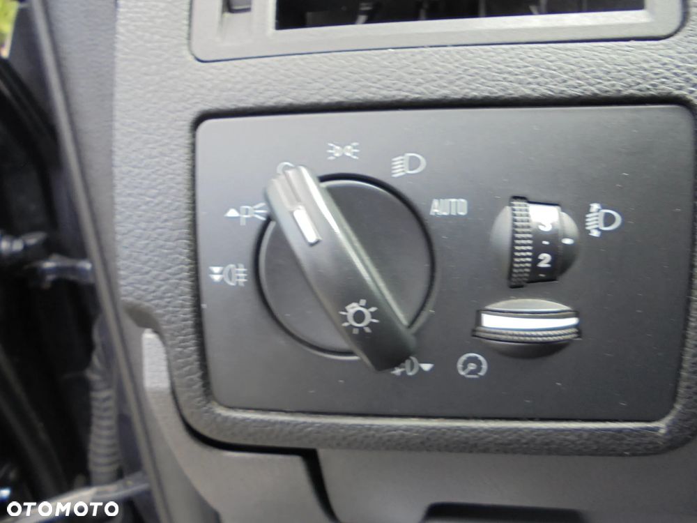 Ford Kuga 2.0 TDCi 4x4 Trend - 17