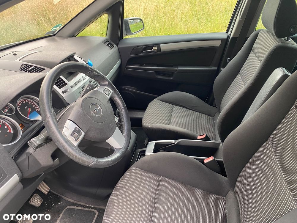 Opel Zafira 1.8 Sport - 6