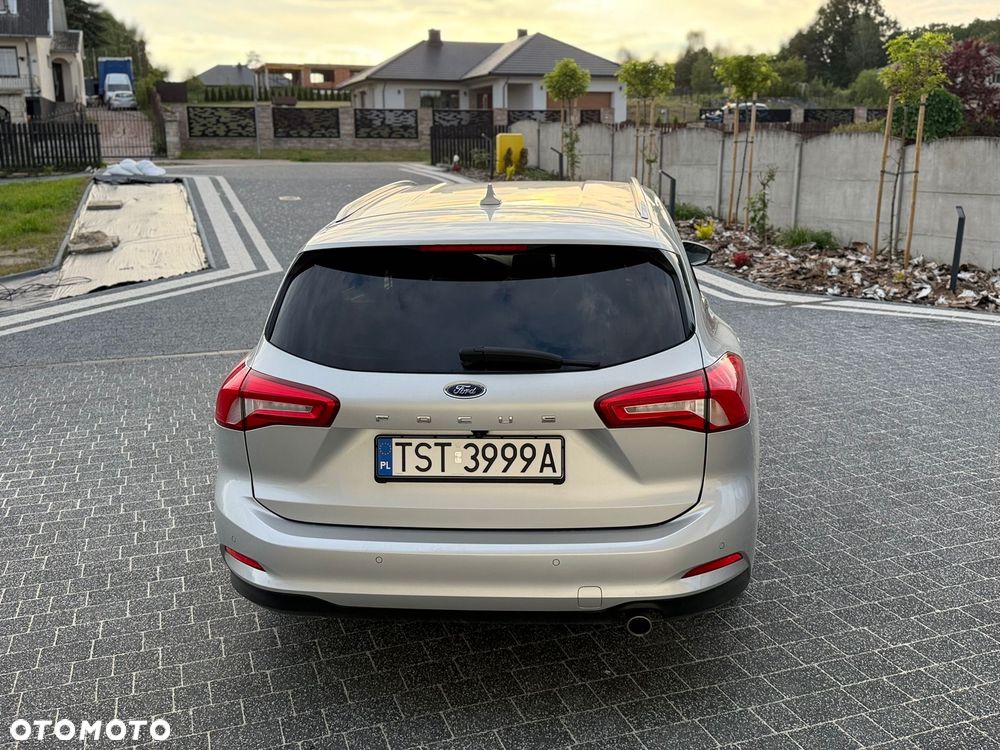 Ford Focus 1.5 EcoBlue Start-Stopp-System TITANIUM - 5