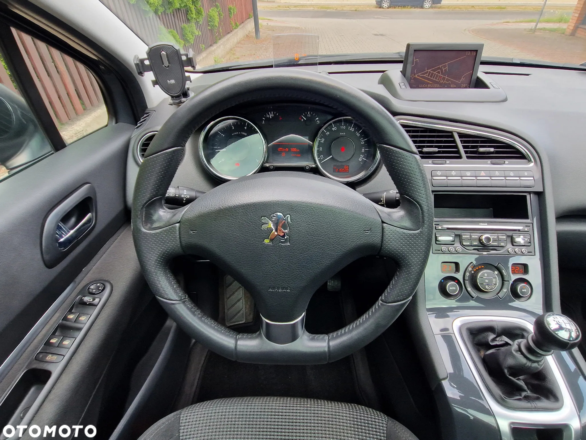Peugeot 5008 1.6 THP Premium - 8