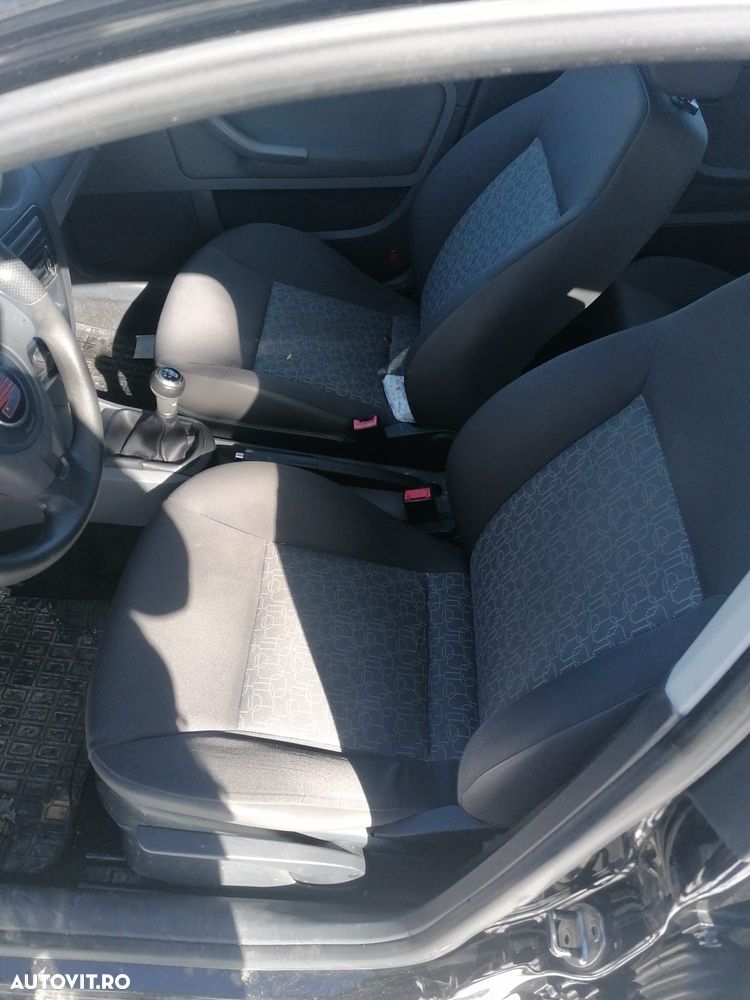 Seat Ibiza 1.4 16V Comfort Edition - 12