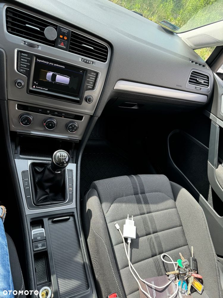 Volkswagen Golf VII 1.6 TDI BMT Trendline - 20