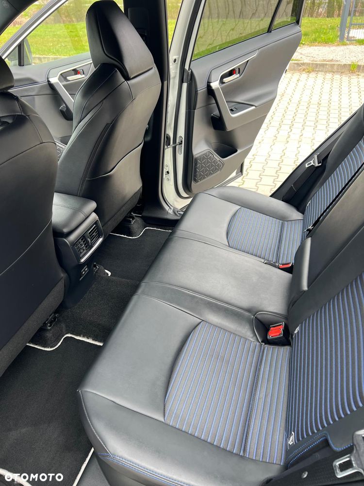 Toyota RAV4 2.5 Hybrid Selection 4x4 - 11