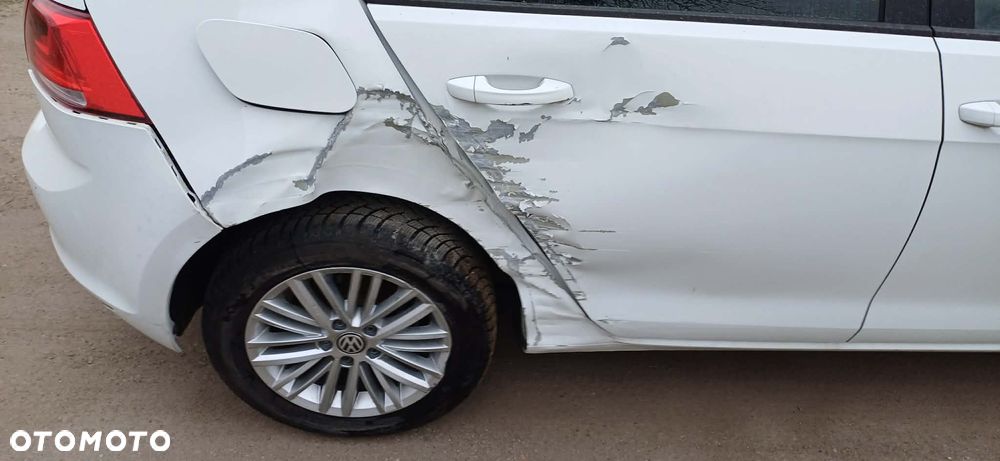 Volkswagen Golf 2.0 TDI BlueMotion Technology Cup - 8