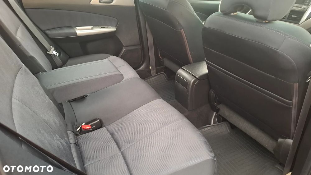 Subaru Forester 2.0X Trend - 13