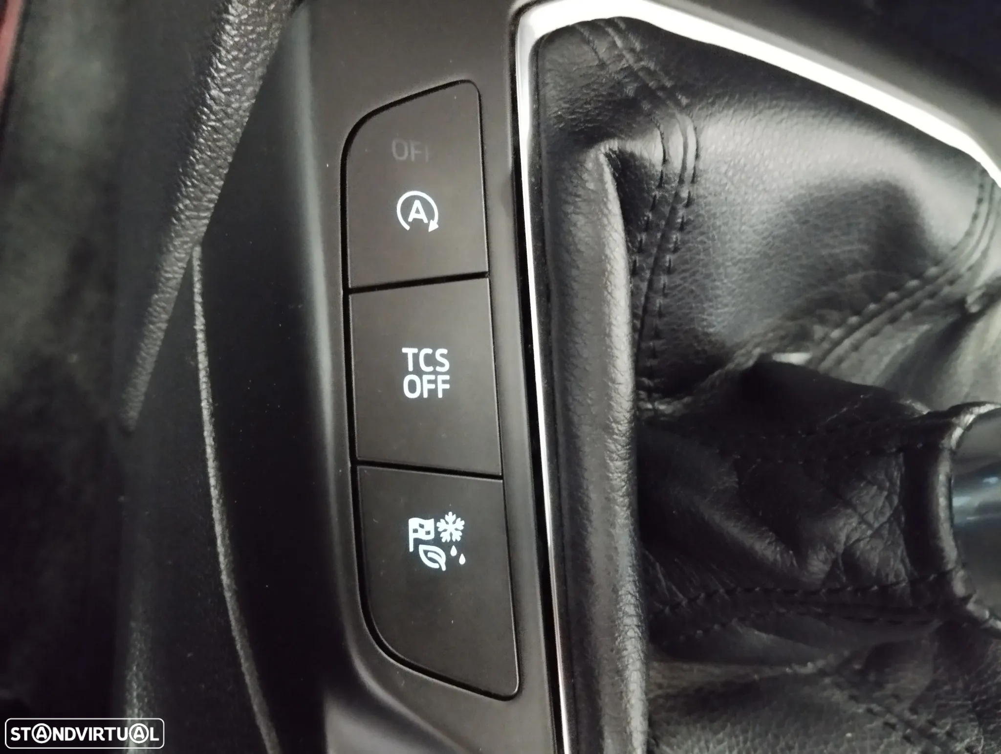 Ford Focus 1.0 EcoBoost Business - 25