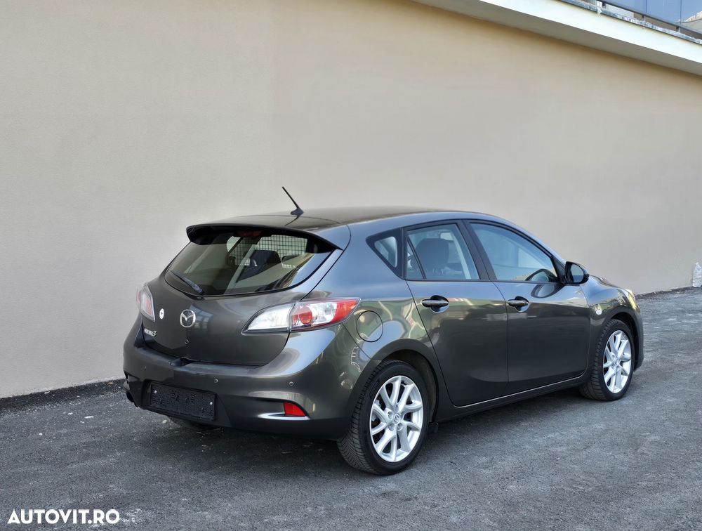 Mazda 3 - 11