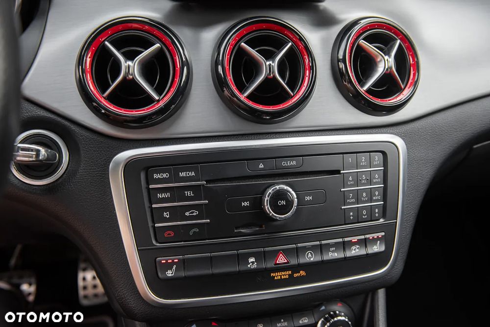 Mercedes-Benz CLA AMG 45 4Matic AMG Sp.sh 7G-DCT - 17