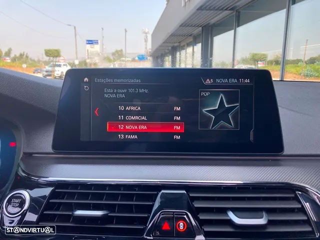 BMW M550d xDrive Auto - 33