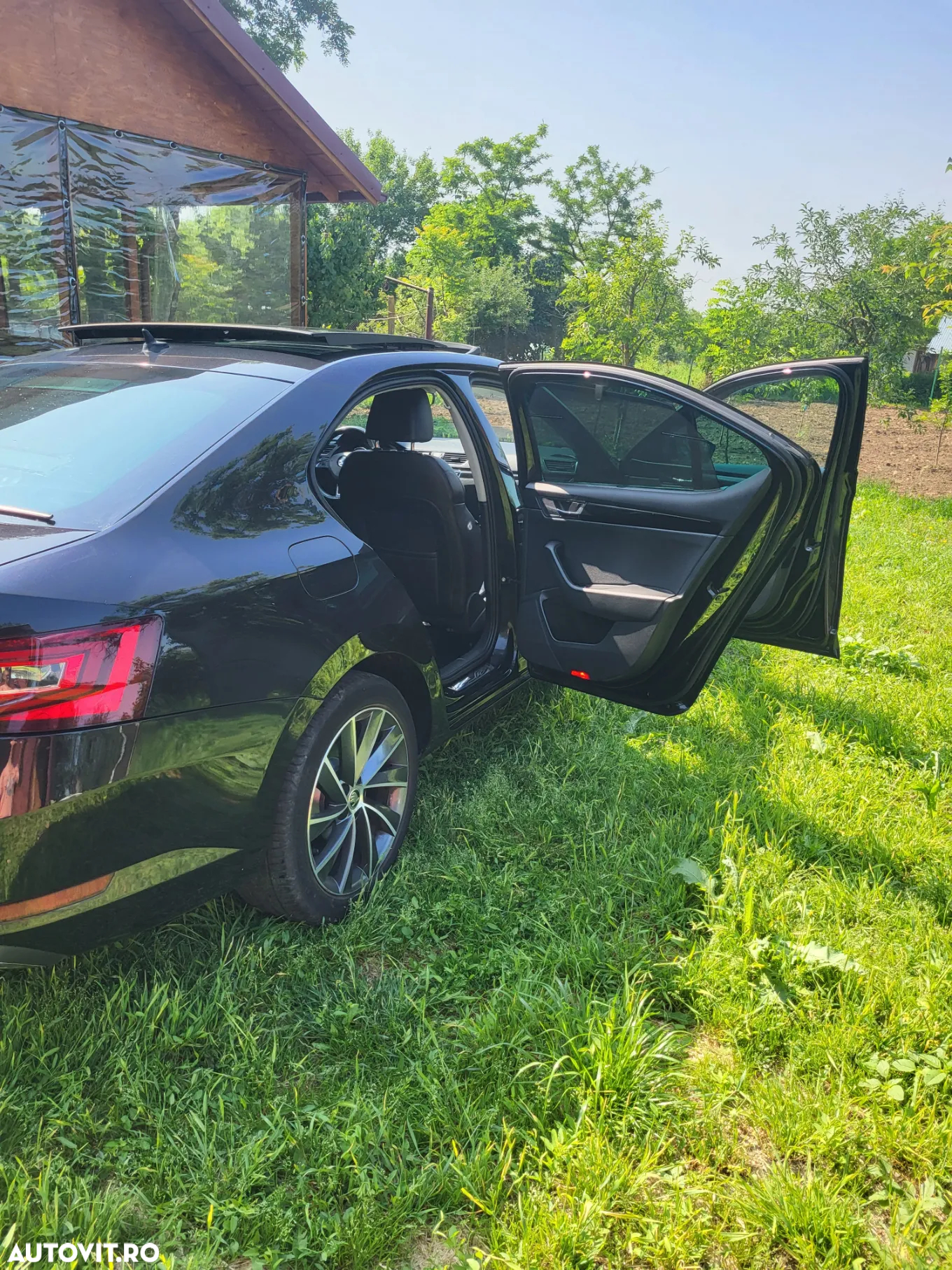 Skoda Superb 2.0 TDI DSG L&K - 7