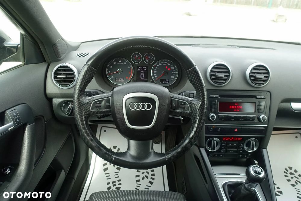 Audi A3 Sportback 1.4 TFSI Ambition - 14