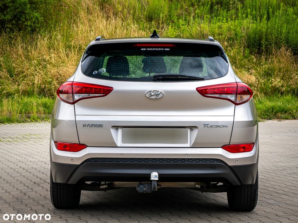Hyundai Tucson blue 1.7 CRDi 2WD DCT Premium - 16