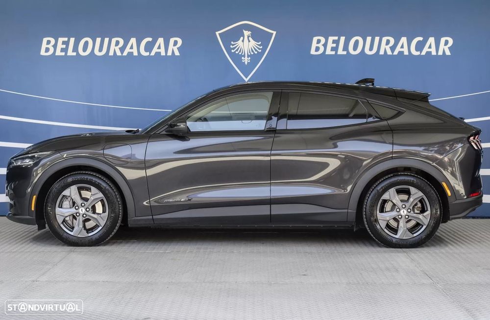 Ford Mustang Mach-E - 3