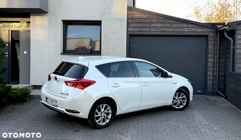 Toyota Auris 1.8 HSD Luna - 13