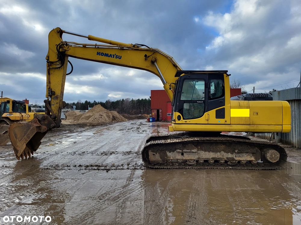 Komatsu 210-LC8 - 2