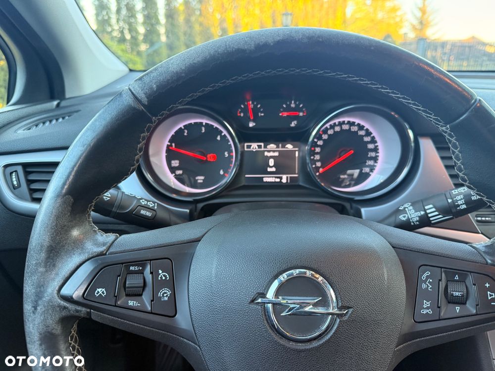 Opel Astra 1.6 CDTI 120 Lat S&S - 28