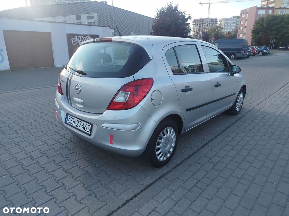 Opel Corsa - 4