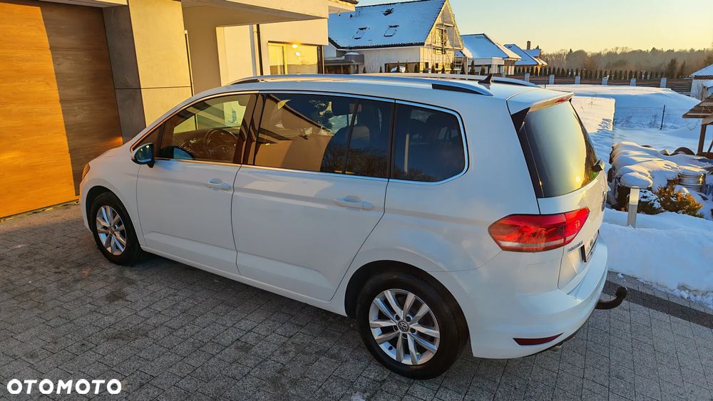 Volkswagen Touran 2.0 TDI SCR (BlueMotion Technology) DSG Highline - 23