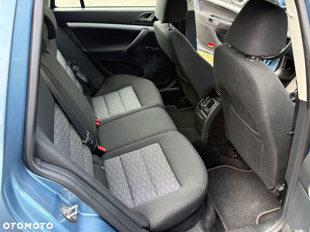 Skoda Octavia 1.6 TDI Ambiente - 12