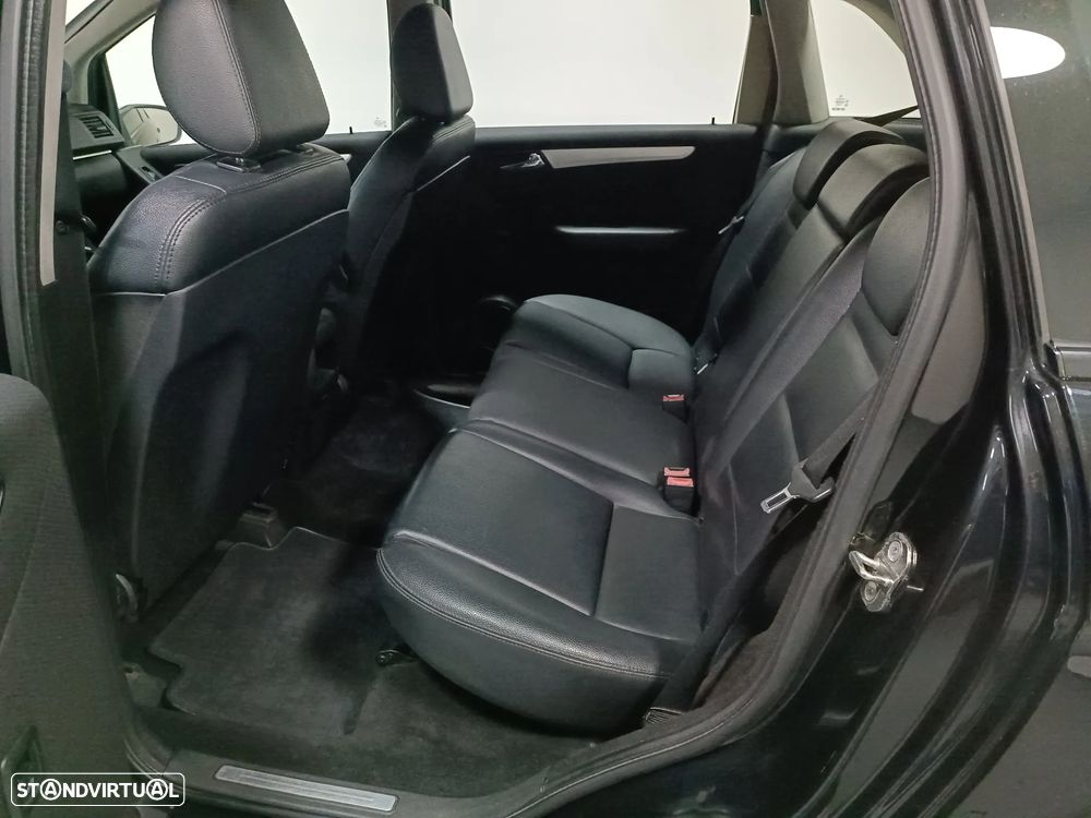 Mercedes-Benz B 180 CDI Executive - 11