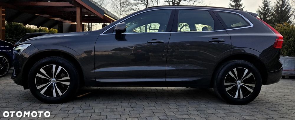 Volvo XC 60 B4 D Geartronic Momentum Pro - 22