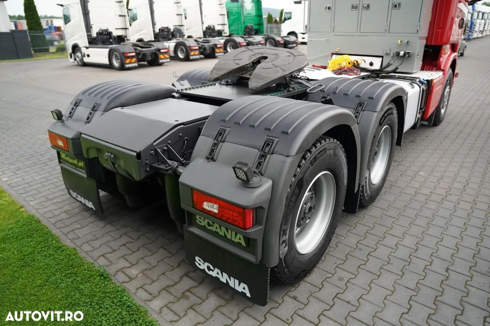 Scania R 580 / V8 / 6x4 / GVM: 95.000 KG / I-PARK COOL/ OPTICRUISE / REMORCĂ TRACTOR 3 AXIE - 15
