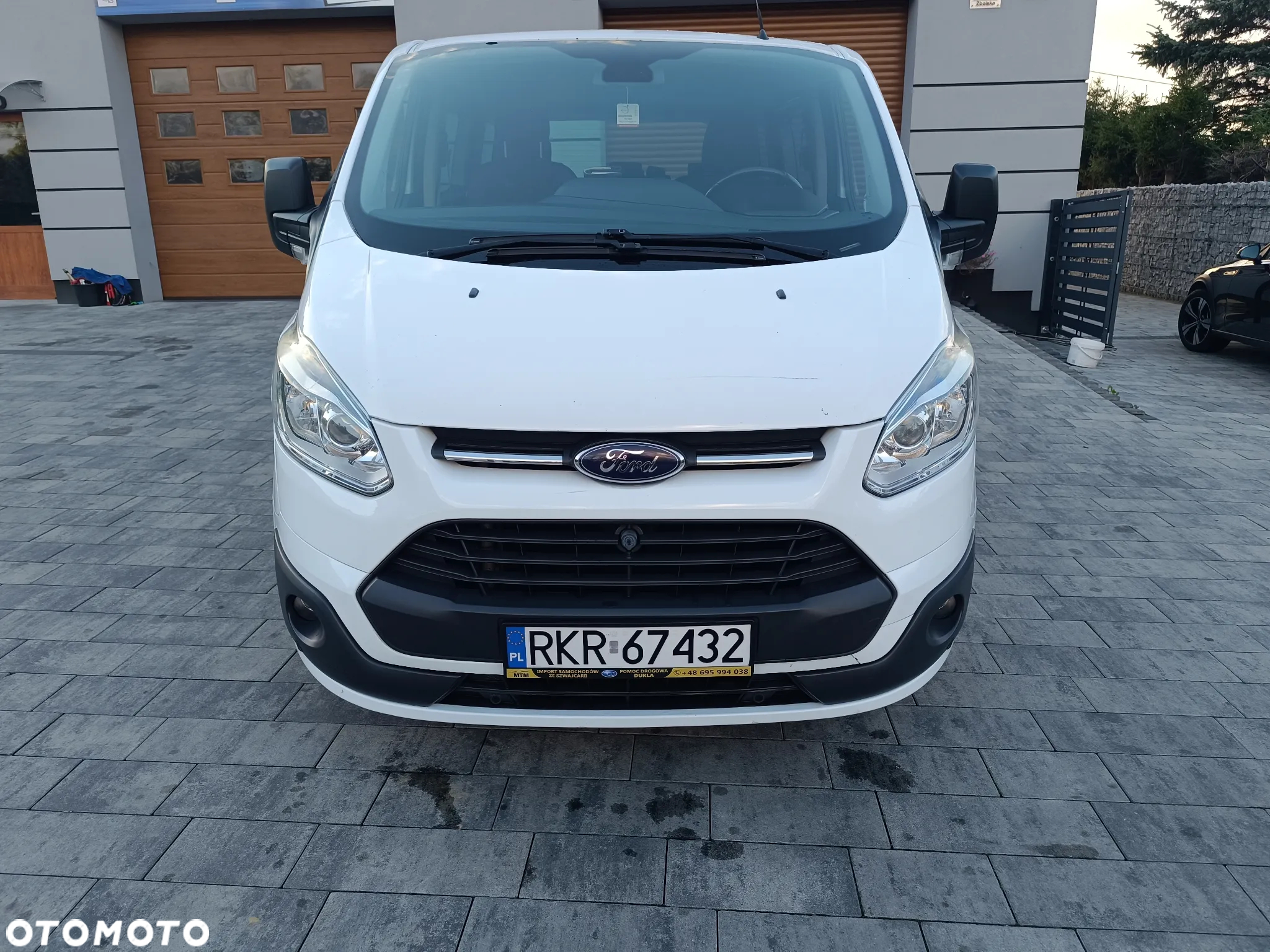 Ford Tourneo Custom 300 L1H1 VA Trend - 2