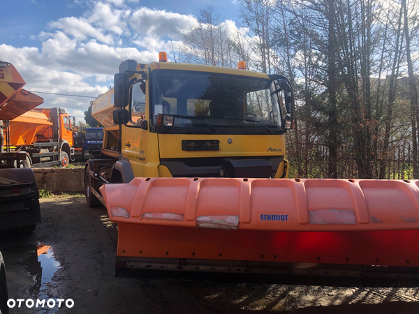 Mercedes-Benz Mercedes Axor 1824 schmidt 4x2 pług piaskarka solarka