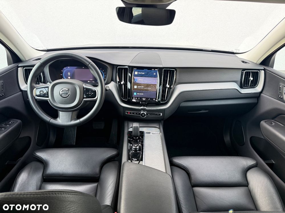 Volvo XC 60 B4 B Plus Bright - 15