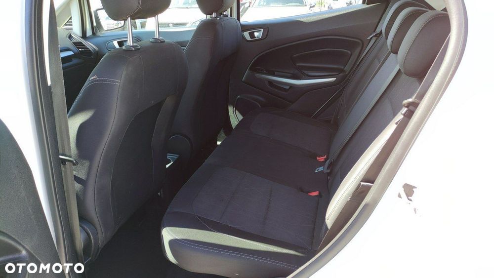Ford EcoSport - 34