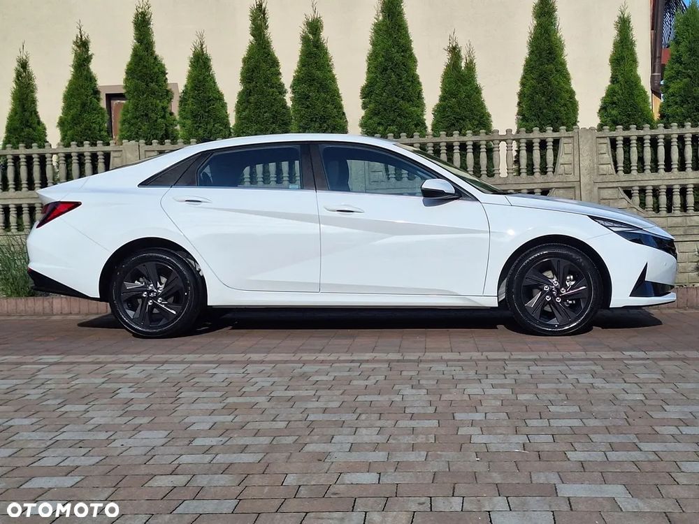 Hyundai Elantra 1.6 Smart - 31