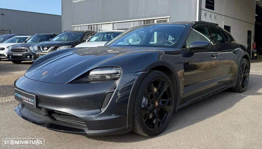 Porsche Taycan Cross Turismo 4 - 1