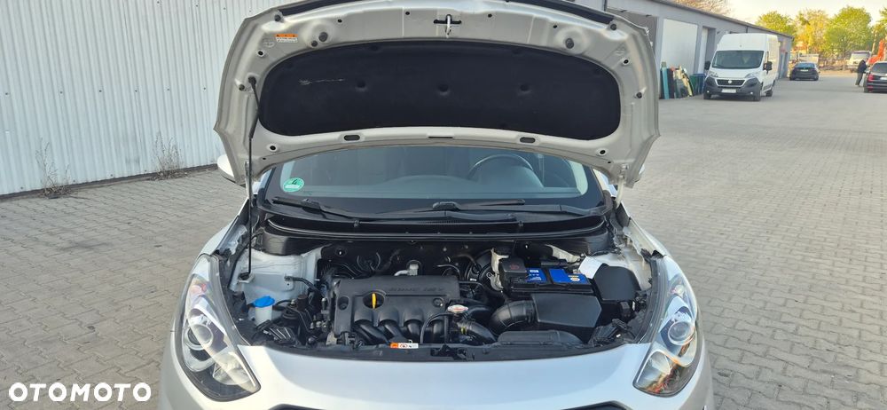 Hyundai i30 1.4 Trend - 29