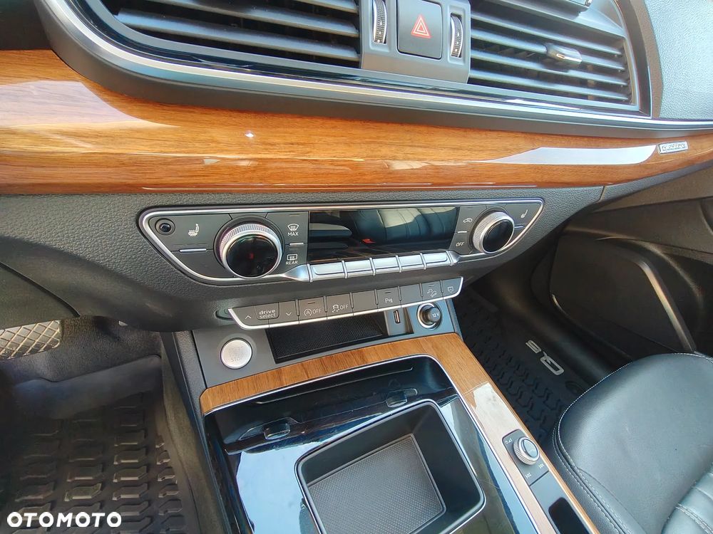 Audi Q5 40 TFSI quattro S tronic - 12