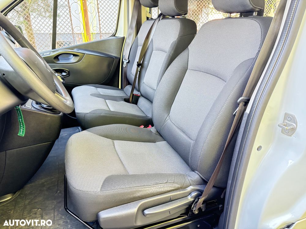 Renault Trafic 2.0 Blue dCi 120 Combi L2H1 8+1 locuri Authentique - 16