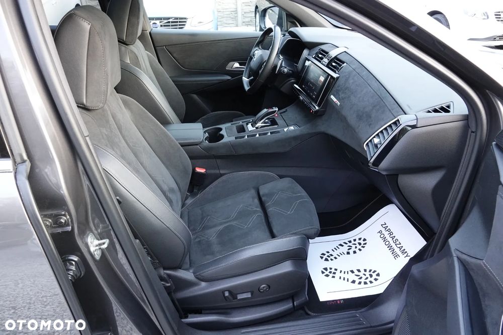 DS Automobiles DS 7 Crossback 1.6 E-Tense Performance Line + - 33