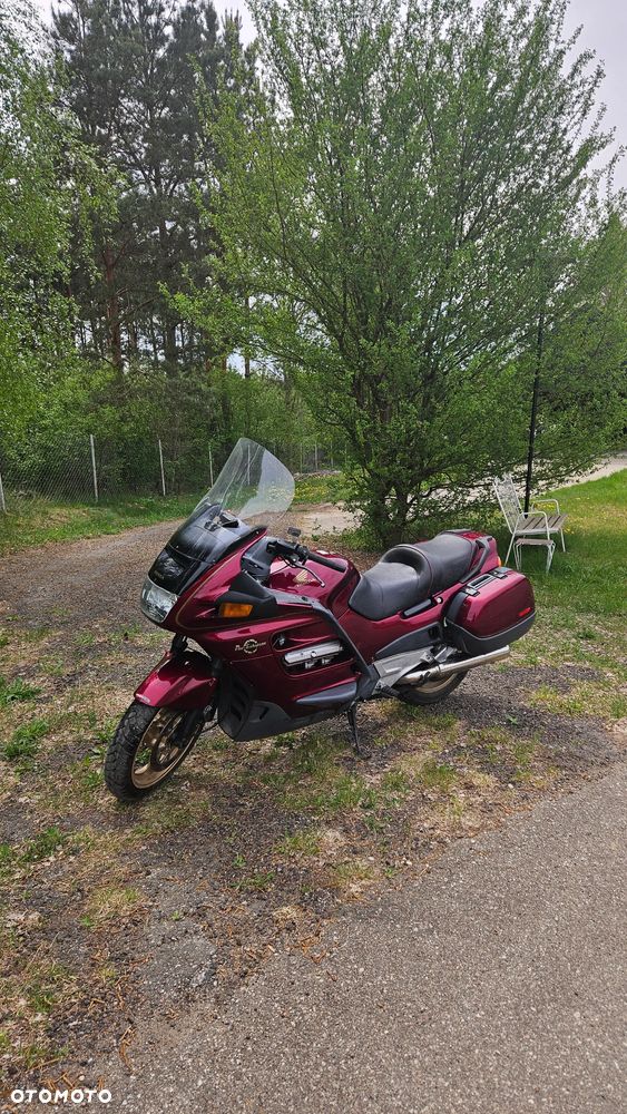 Honda ST - 1