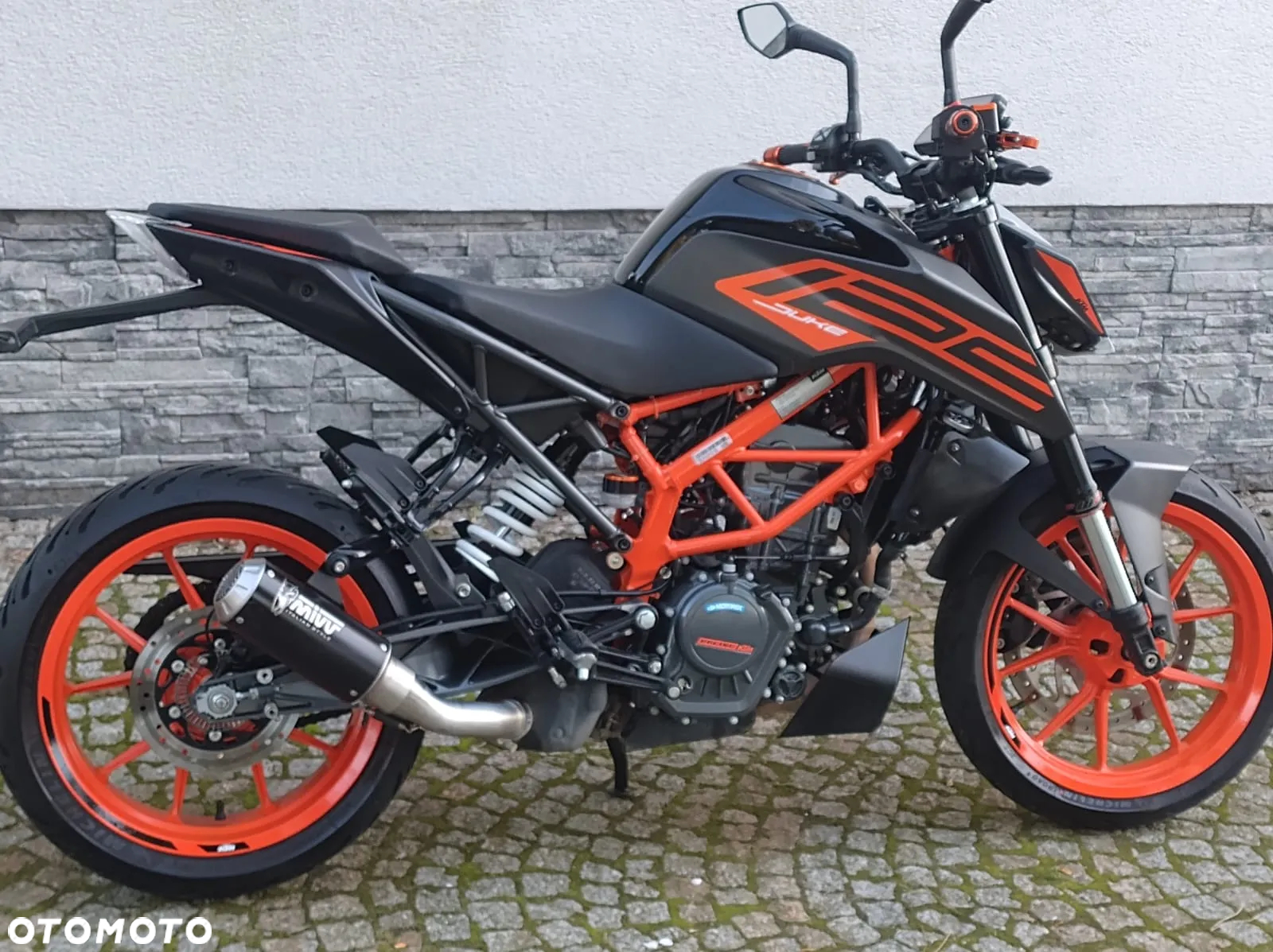 KTM Duke - 19
