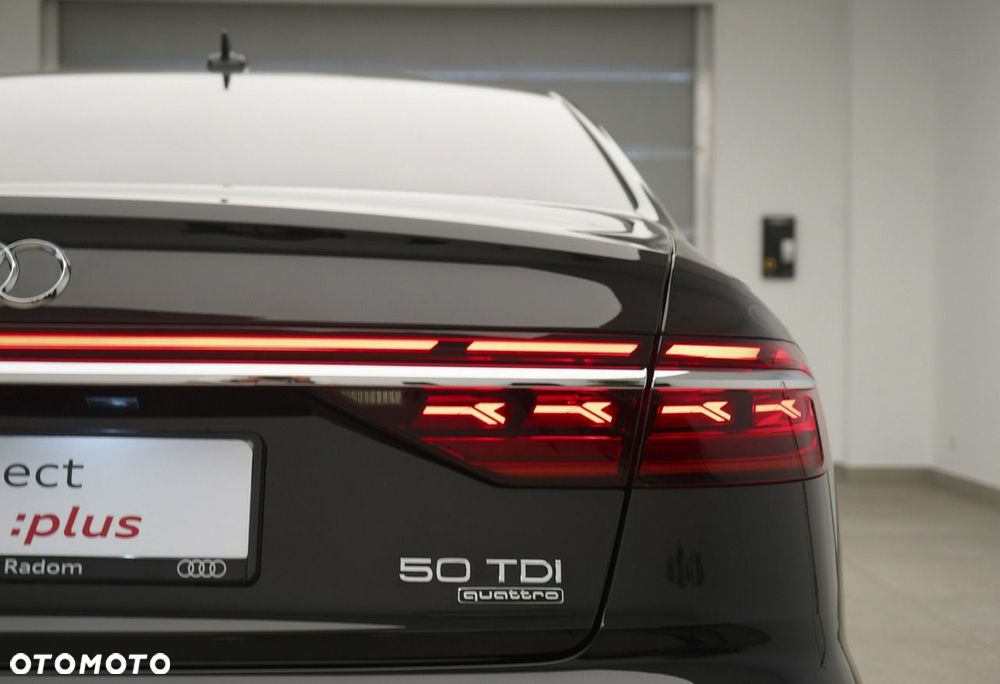 Audi A8 - 11