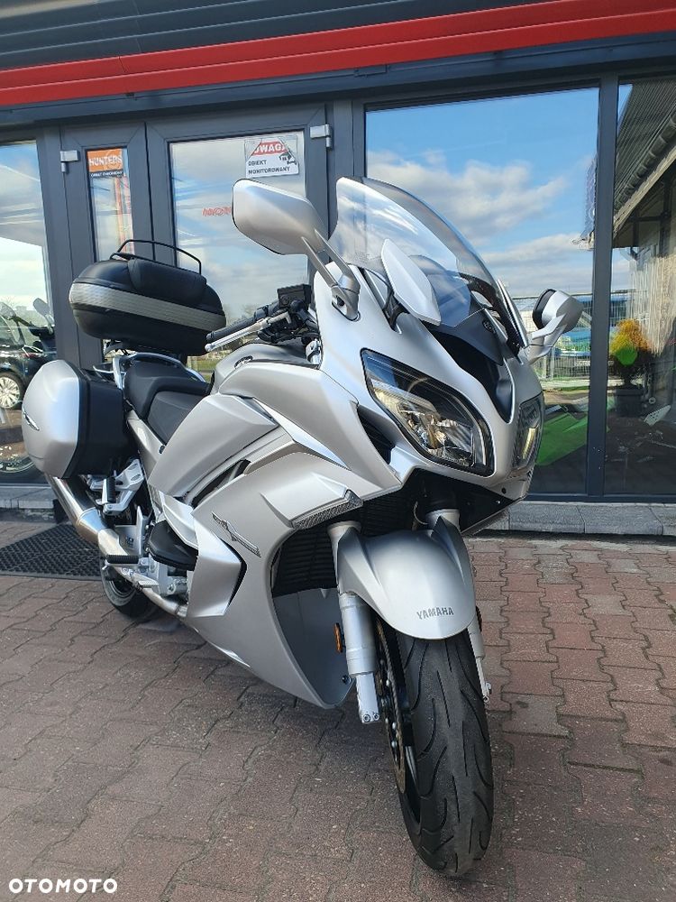 Yamaha FJR - 38