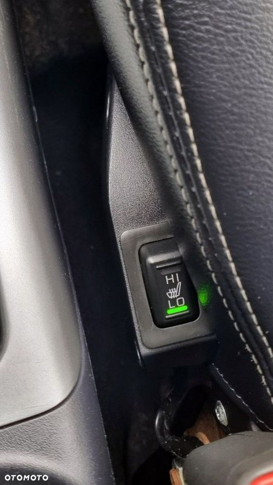 Mitsubishi Outlander - 13