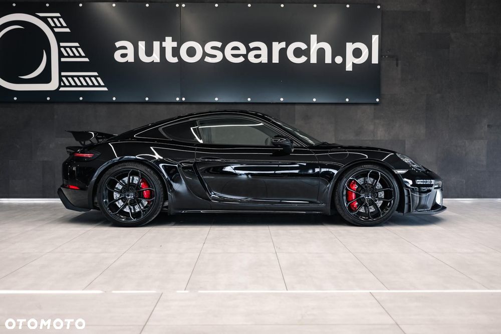 Porsche 718 Cayman GPF GT4 PDK - 9