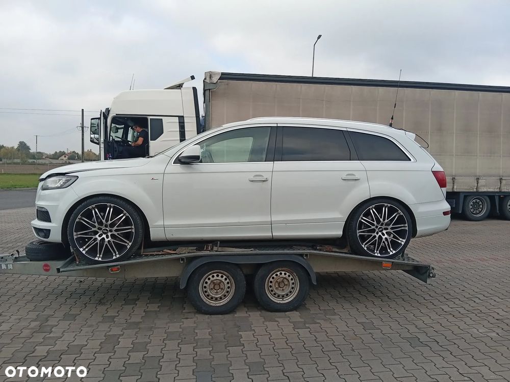 Audi Q7 - 7