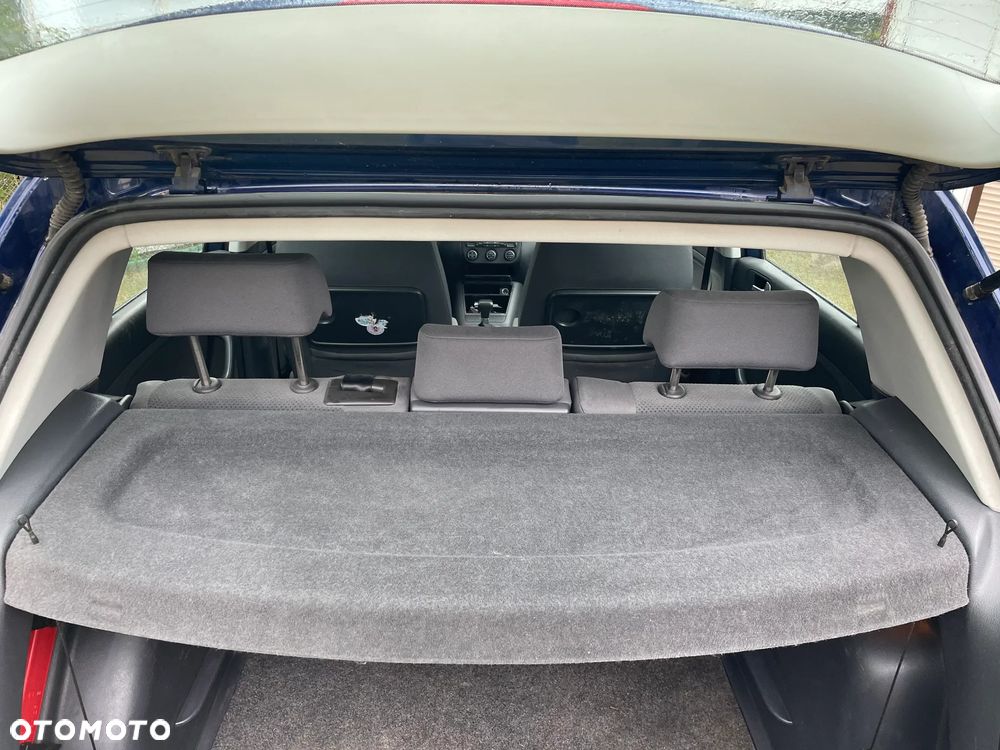 Volkswagen Golf Plus - 11