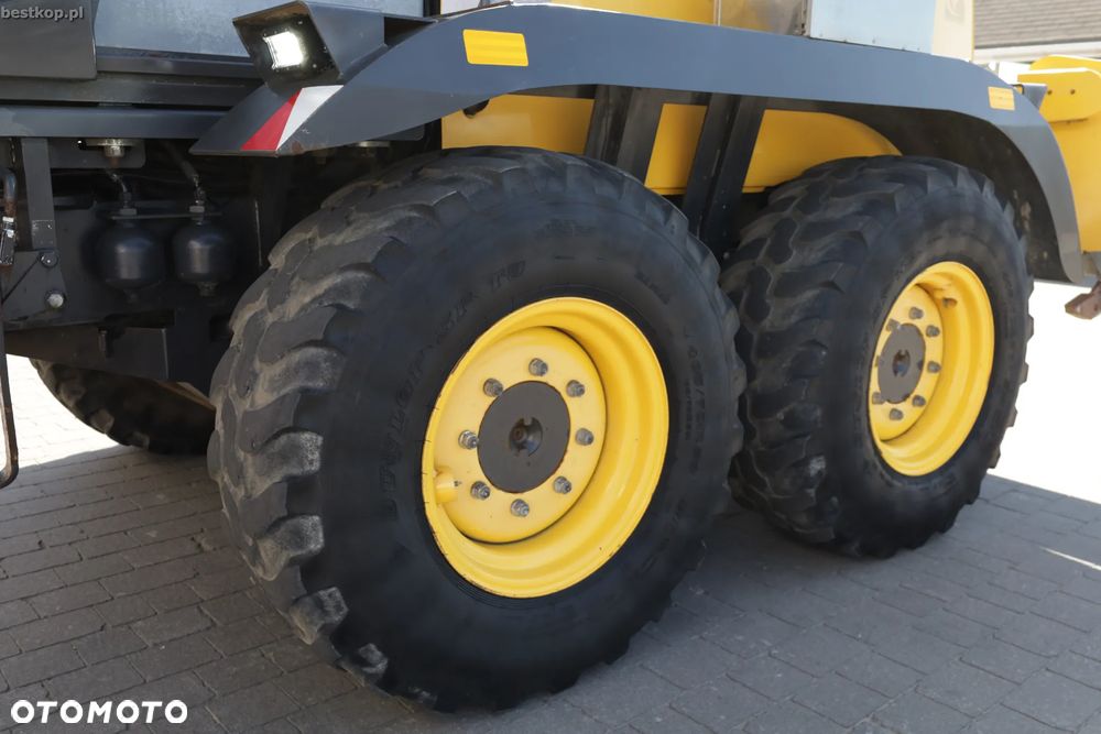 New Holland F106.6/A - 20