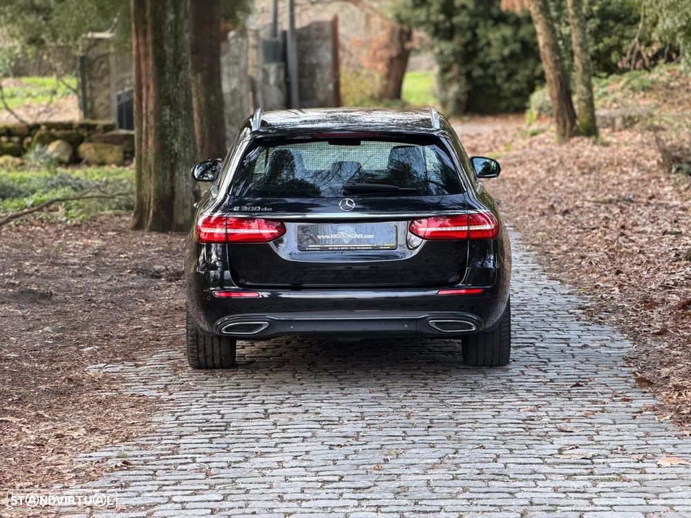 Mercedes-Benz E 300 de AMG Line - 37