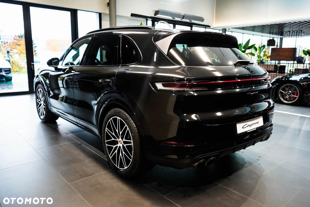 Porsche Cayenne Black Edition - 2