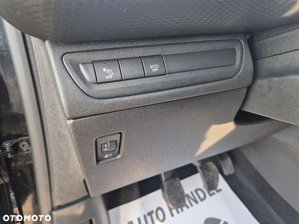 Peugeot 2008 PureTech 110 Stop&Start Allure - 23