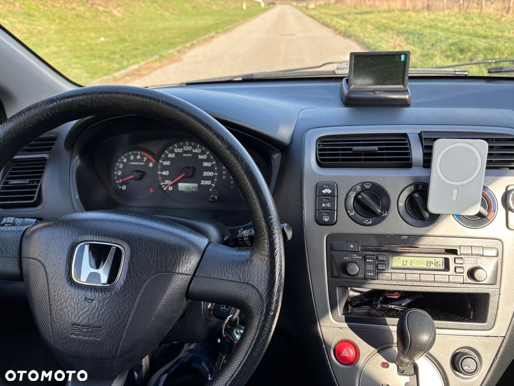 Honda Civic 1.6i ES - 12