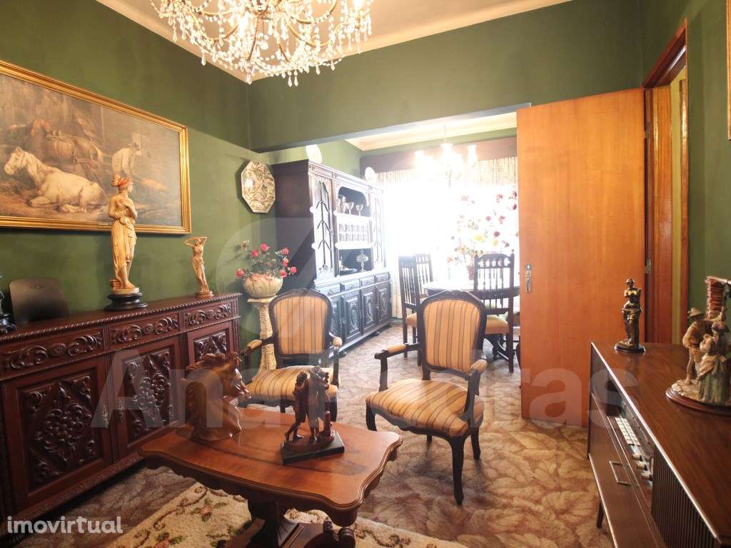 Apartamento T2+1 - Barreiro
Grande oportunidade de investimento. - Grande imagem: 3/13